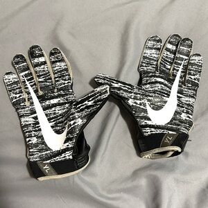 Nike Youth Football Gloves